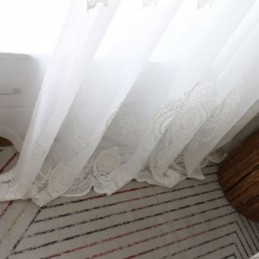 Αναπνέουσα Διαφανής Κουρτίνα Κατά Παραγγελία, Λευκή, Ασορτί Με Κέντημα, Σαλόνι
