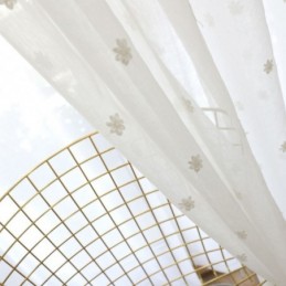 Αναπνέουσα Διαφανής Κουρτίνα Κατά Παραγγελία, Λευκή, Ασορτί Με Κέντημα, Σαλόνι